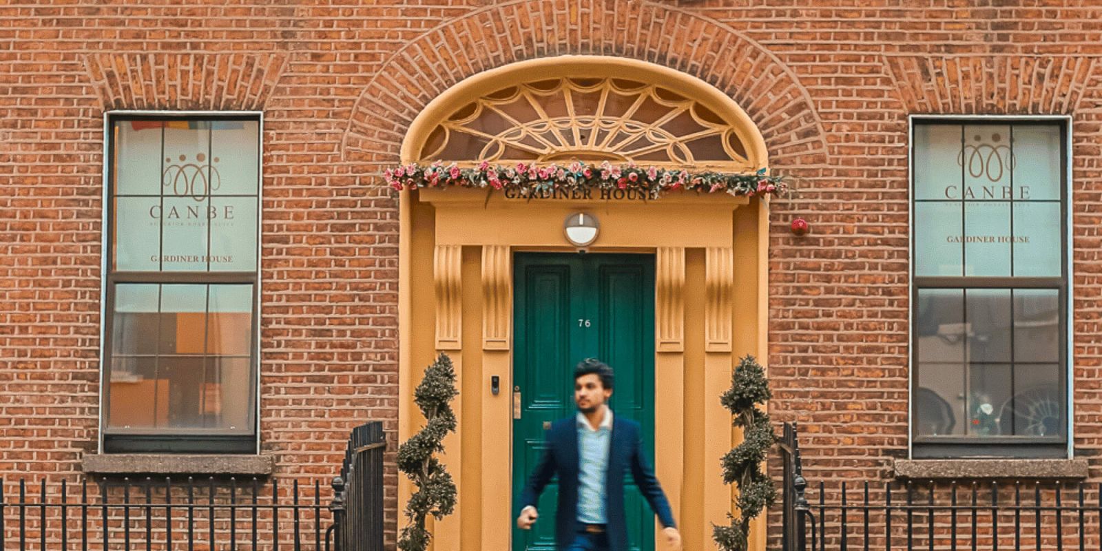 Main Entrance of Gardiner House Hostel in Dublin