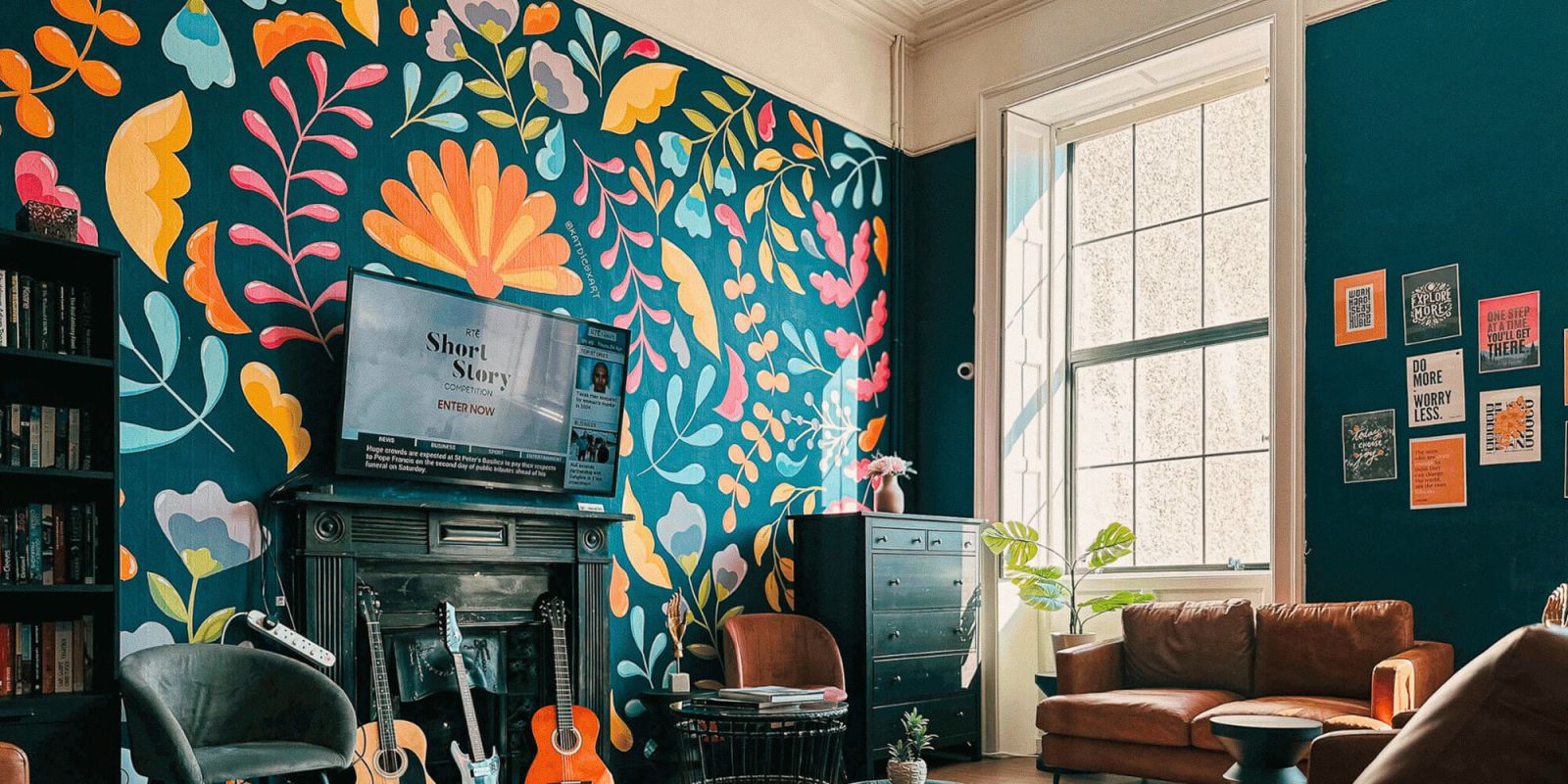 Communal TV Room at Gardiner House Hostel in Dublin