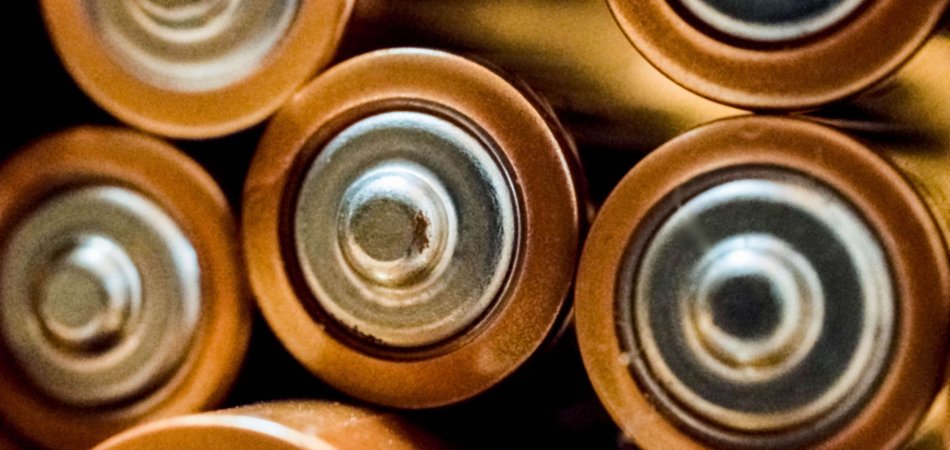 Batteries discharge Batteries discharge